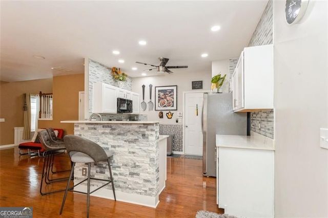 3154 Welmingham Drive SW, Atlanta, GA 30331