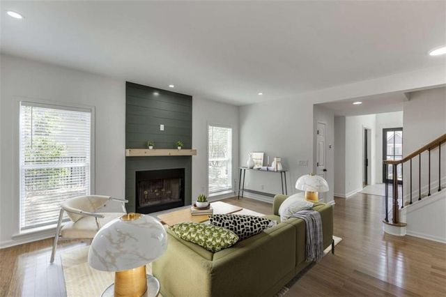 1840 Oak Tree Hollow, Alpharetta, GA 30005