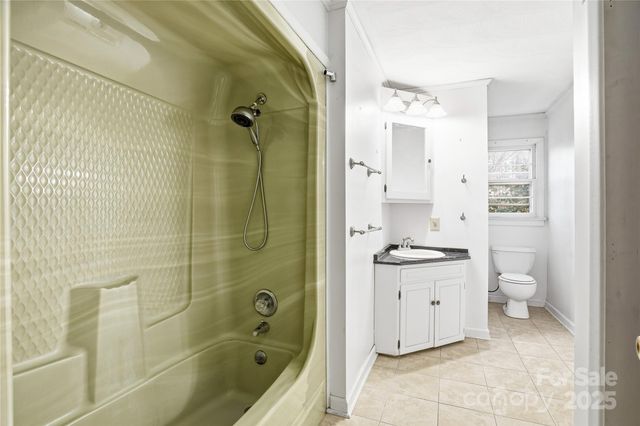 2619 Hopewell Church Road, Sherrills Ford, NC 28673