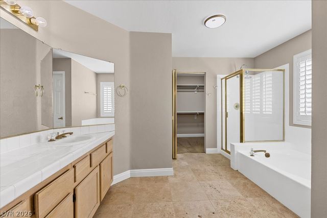 2000 Silverton Drive, Henderson, NV 89074