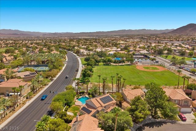 2000 Silverton Drive, Henderson, NV 89074