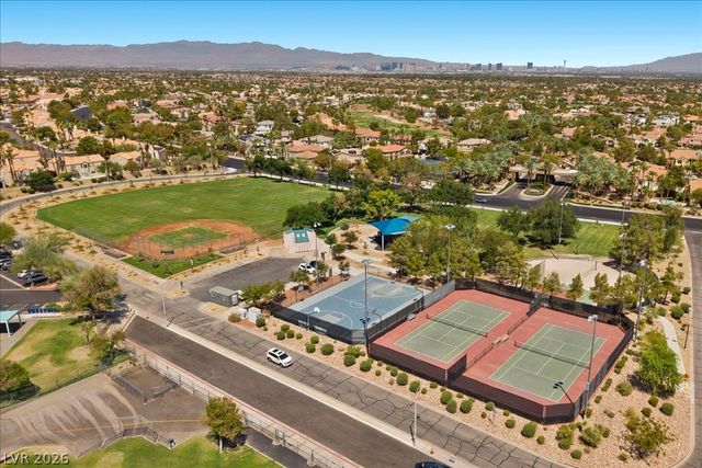 2000 Silverton Drive, Henderson, NV 89074