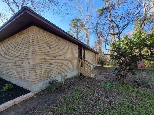 115 Milliken Drive, Livingston, TX 77351