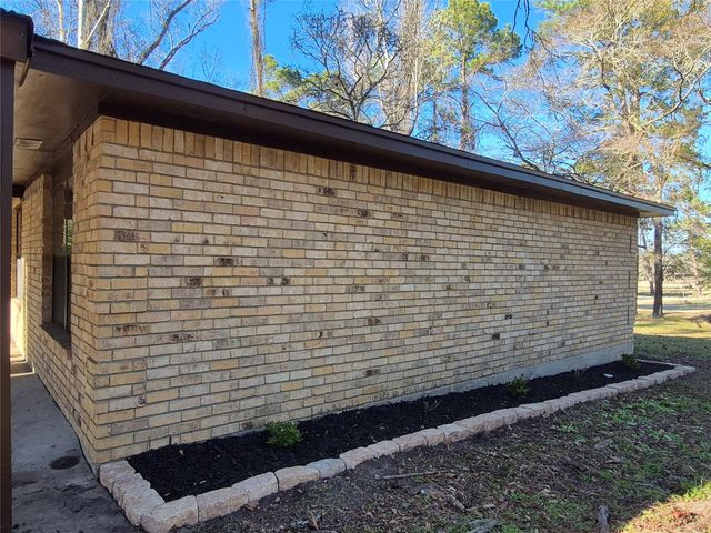 115 Milliken Drive, Livingston, TX 77351