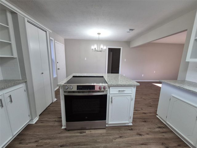 115 Milliken Drive, Livingston, TX 77351