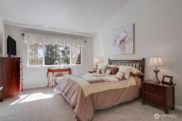 10615 Sirocco Circle NW, Silverdale, WA 98383