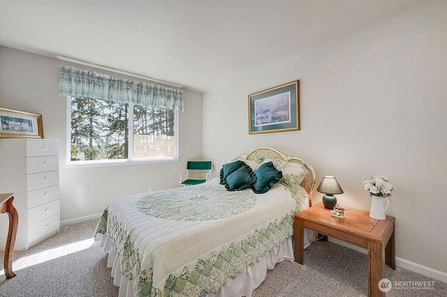 10615 Sirocco Circle NW, Silverdale, WA 98383
