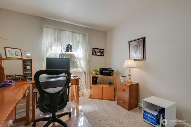 10615 Sirocco Circle NW, Silverdale, WA 98383
