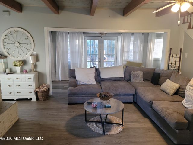 303 Pinewood Circle, Gulfport, MS 39507