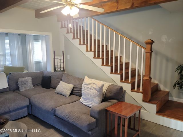 303 Pinewood Circle, Gulfport, MS 39507