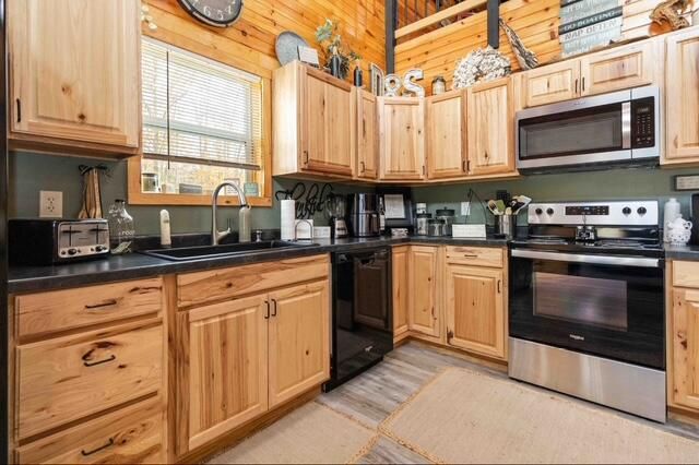 290 Doc Nichols Landing, Bronston, KY 42518