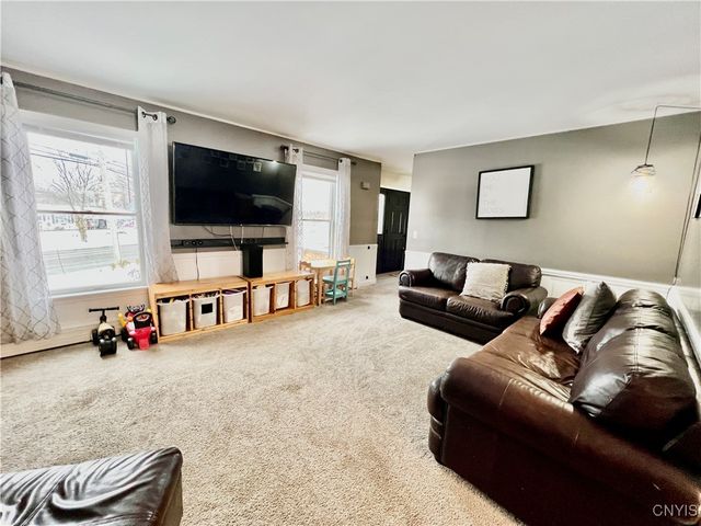 43 Talisman, Oswego, NY 13126