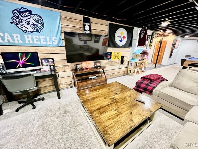 43 Talisman, Oswego, NY 13126