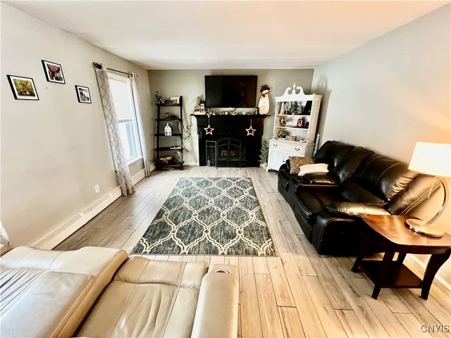 43 Talisman, Oswego, NY 13126