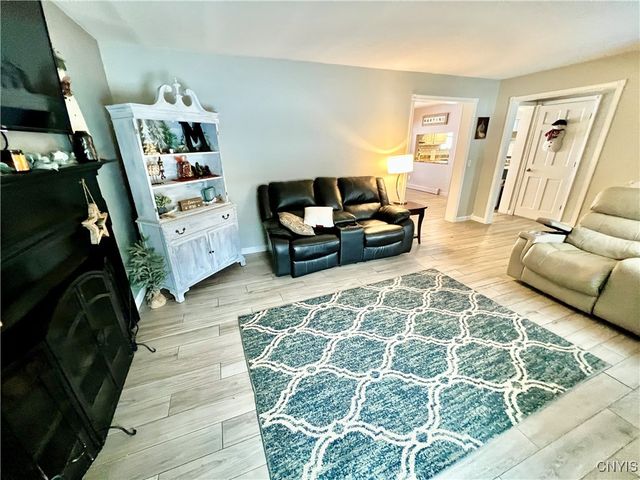 43 Talisman, Oswego, NY 13126