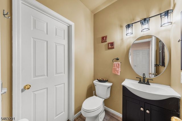 9 Red Maple Ln, Mount Olive Twp., NJ 07836