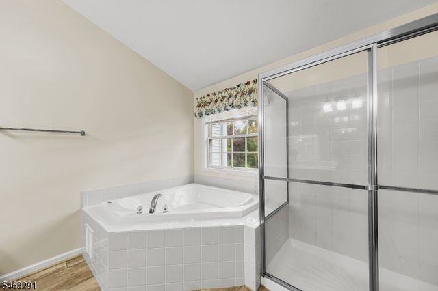 9 Red Maple Ln, Mount Olive Twp., NJ 07836