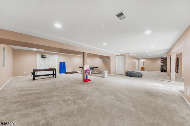 9 Red Maple Ln, Mount Olive Twp., NJ 07836