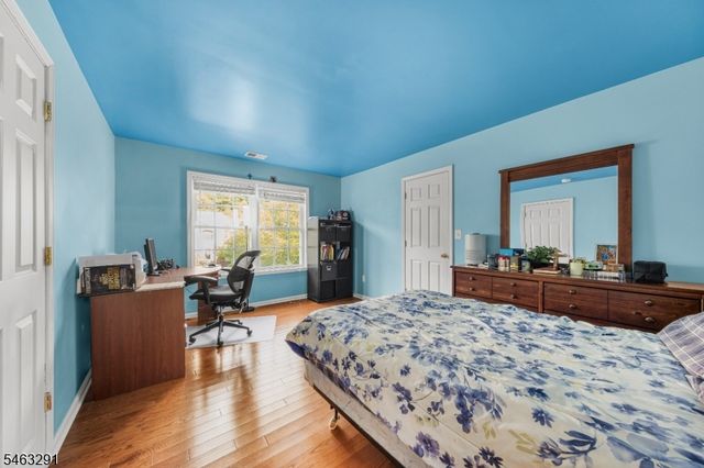 9 Red Maple Ln, Mount Olive Twp., NJ 07836