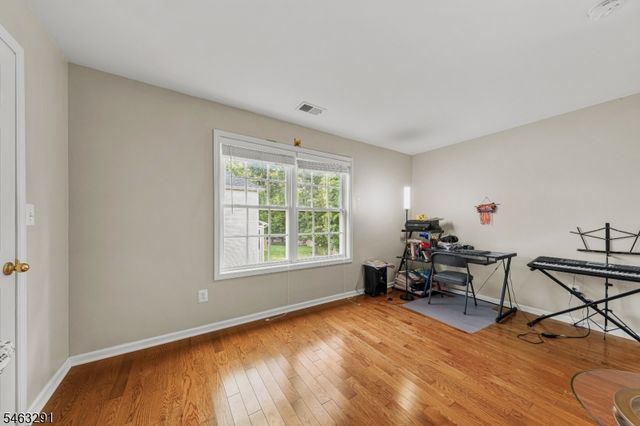 9 Red Maple Ln, Mount Olive Twp., NJ 07836