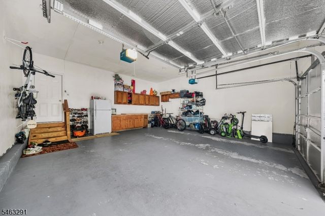 9 Red Maple Ln, Mount Olive Twp., NJ 07836