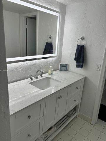 6884 N Kendall Dr C407, Pinecrest, FL 33156