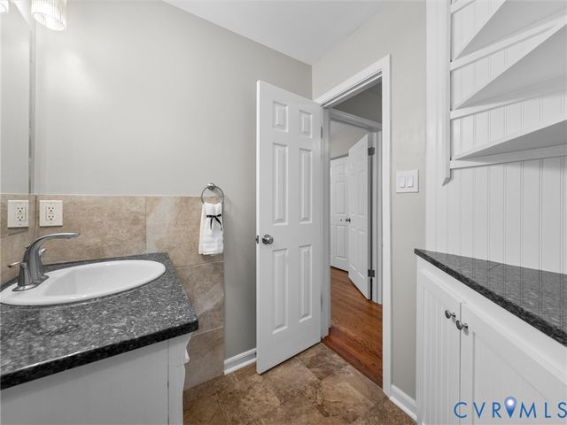 3931 Round Hill Dr, Chesterfield, VA 23832