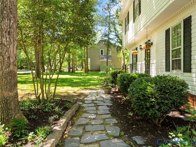 3931 Round Hill Dr, Chesterfield, VA 23832
