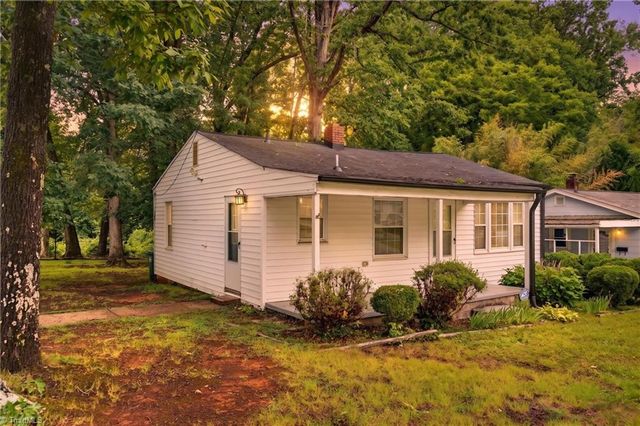 124 Manor Drive, High Point, NC 27260