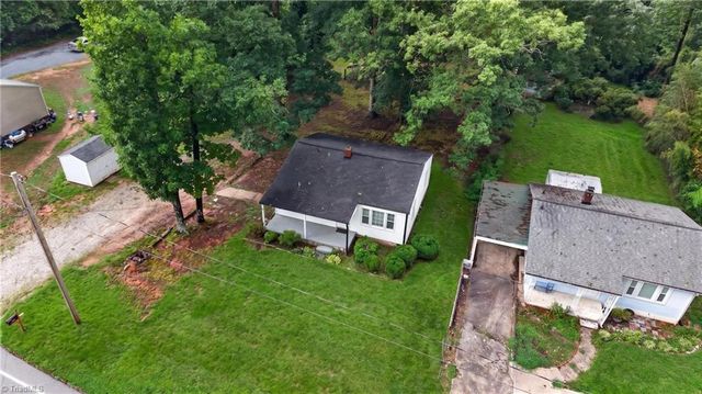 124 Manor Drive, High Point, NC 27260
