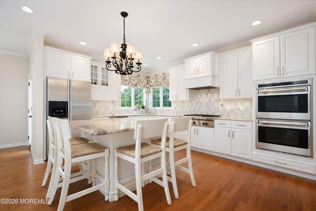 2 Doctors Creek Court, Millstone, NJ 08510