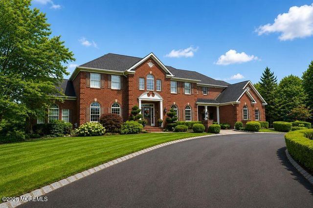 2 Doctors Creek Court, Millstone, NJ 08510
