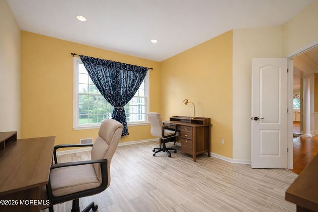 2 Doctors Creek Court, Millstone, NJ 08510