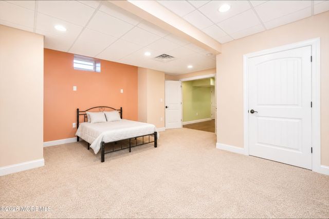 2 Doctors Creek Court, Millstone, NJ 08510