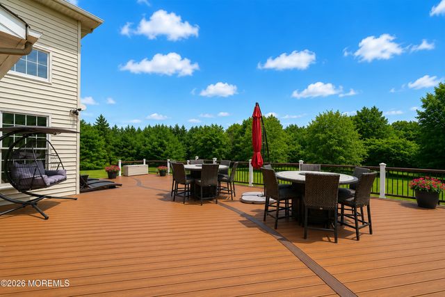 2 Doctors Creek Court, Millstone, NJ 08510