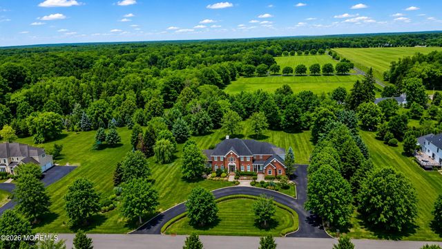 2 Doctors Creek Court, Millstone, NJ 08510