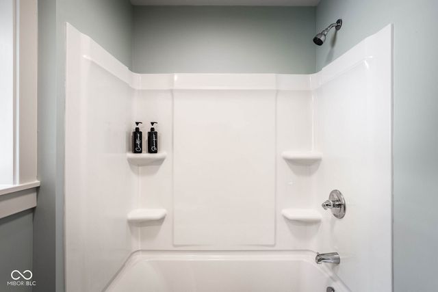 650 Mulberry Street, Zionsville, IN 46077