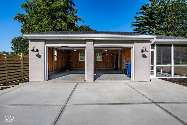 650 Mulberry Street, Zionsville, IN 46077