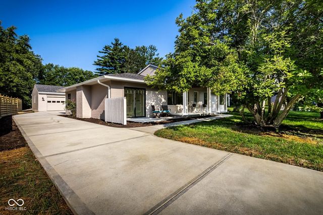 650 Mulberry Street, Zionsville, IN 46077