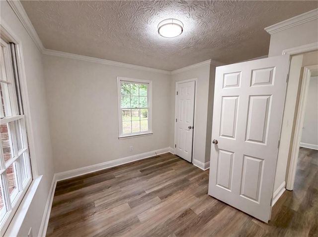 500 Kilcrease Road, Auburn, GA 30011