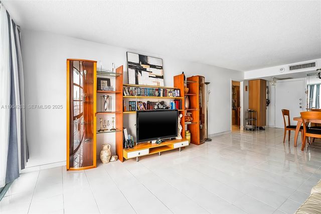 301 174th Street 2208, Sunny Isles Beach, FL 33160