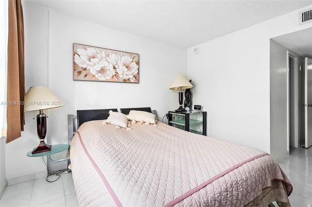 301 174th Street 2208, Sunny Isles Beach, FL 33160