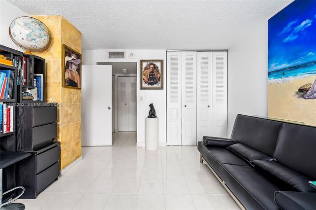 301 174th Street 2208, Sunny Isles Beach, FL 33160
