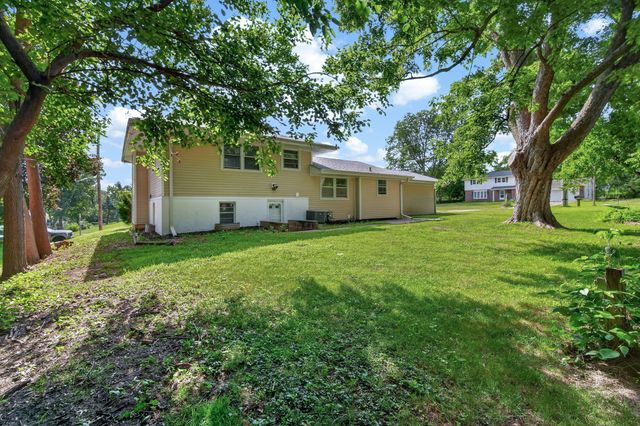 1204 29th Street, West Des Moines, IA 50266