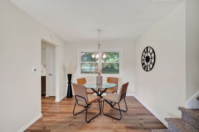 1204 29th Street, West Des Moines, IA 50266