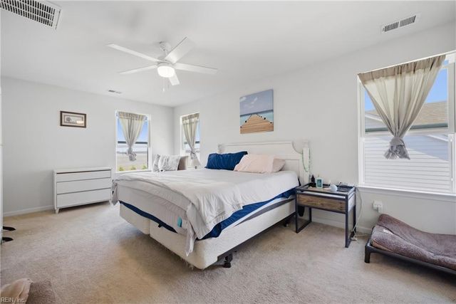 216 Sunny Lake RD, Moyock, NC 27958