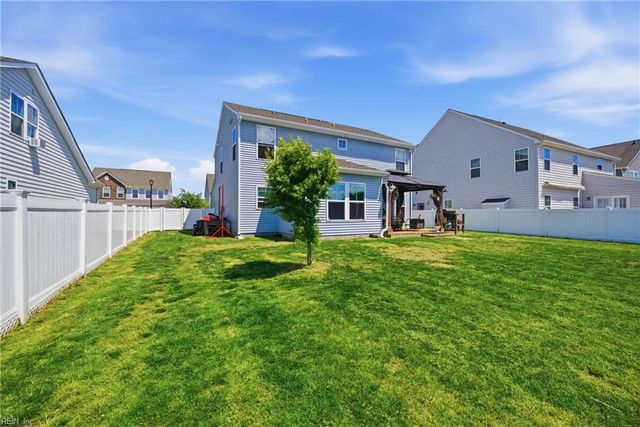 216 Sunny Lake RD, Moyock, NC 27958