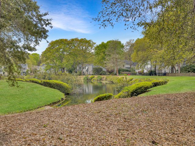 700 Majestic Oaks Drive, Charleston, SC 29412