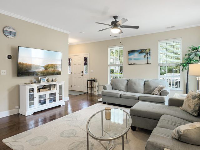 700 Majestic Oaks Drive, Charleston, SC 29412