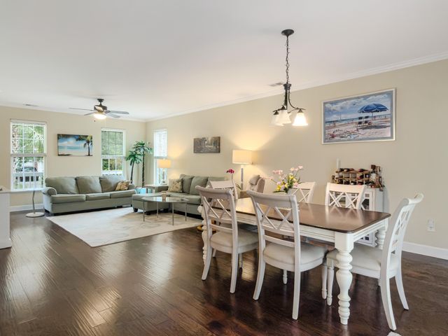 700 Majestic Oaks Drive, Charleston, SC 29412